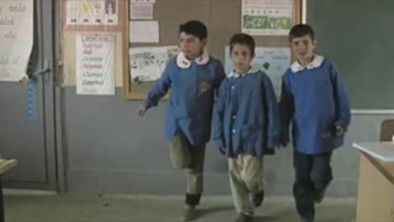 İki Dil Bir Bavul - Fragman