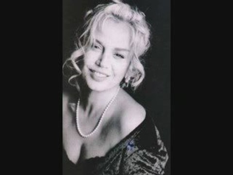 Sezen AKSU HOŞGELDİN