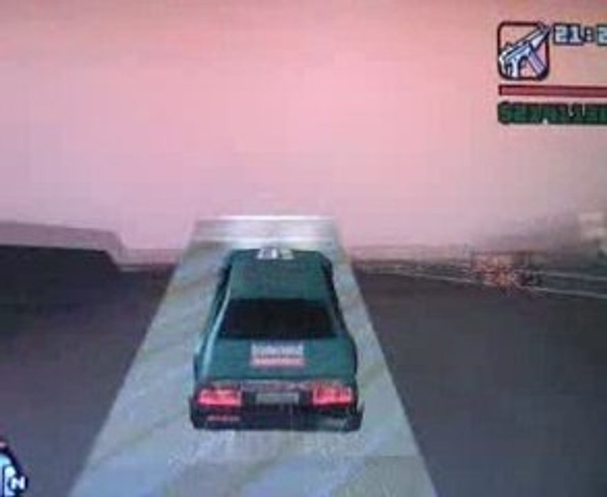 cascade en voiture à l'aéroport !