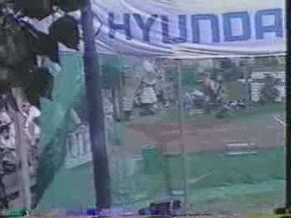 Athlé Meetings saison 2001 lancer disque vidéo amateur