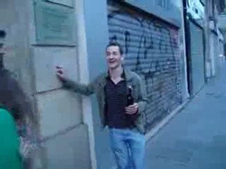 comment ouvrir une bouteille de vin sans tire bouchon