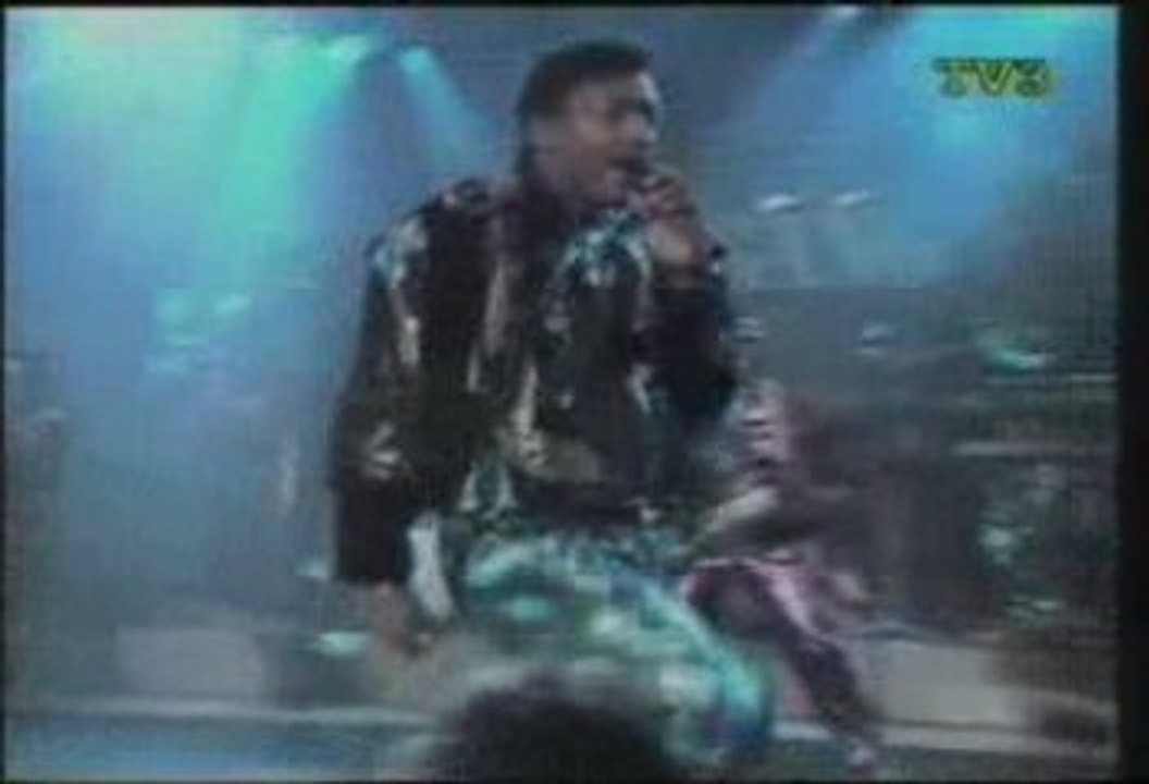 Kool & The Gang 01 - Holiday