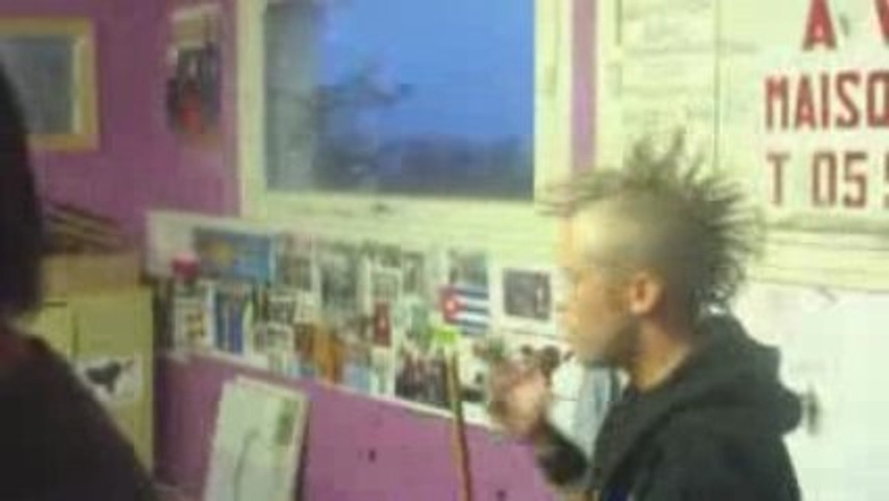 FILE0021krousty et son stephane et chier