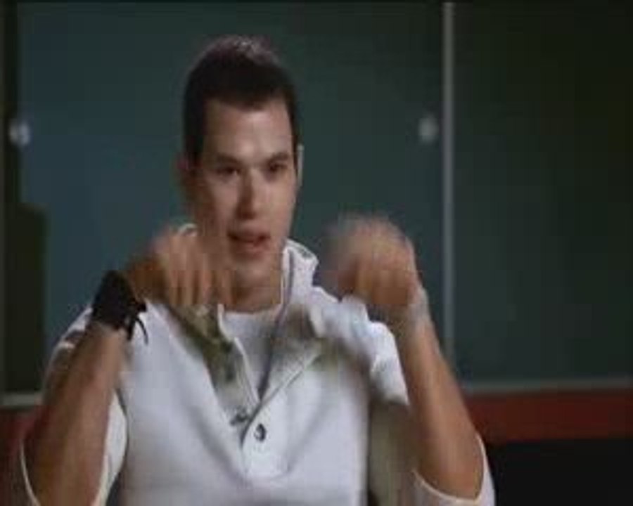 Kellan Lutz as Emmett Cullen