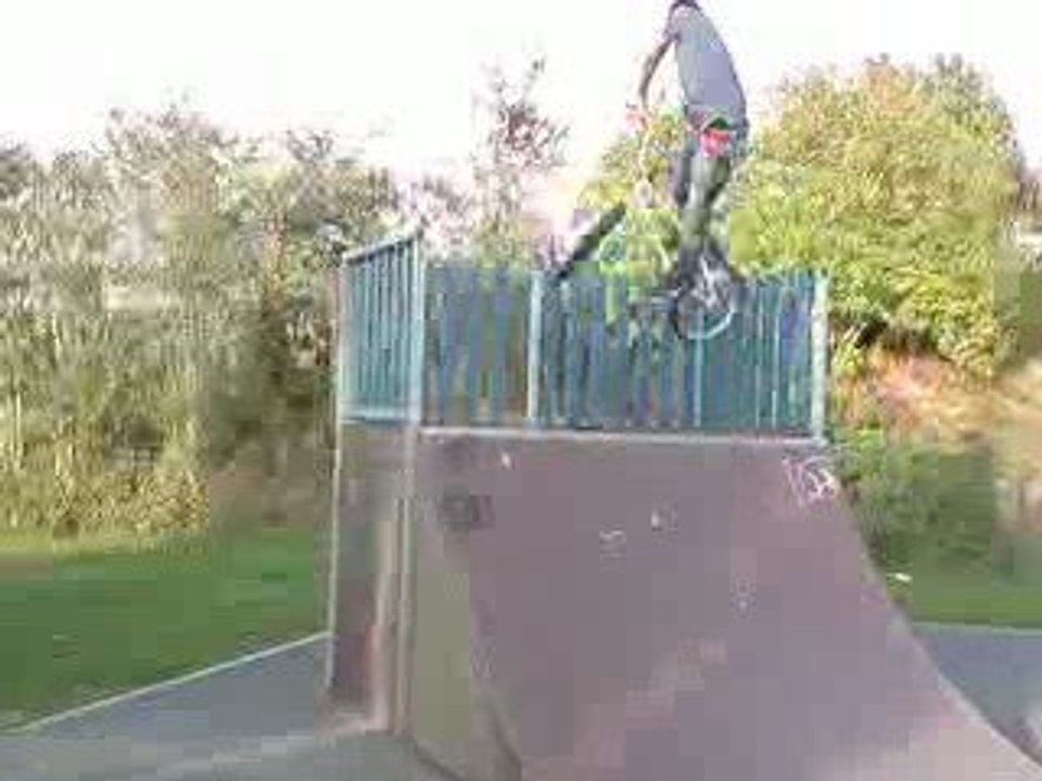 skate park dormans 1