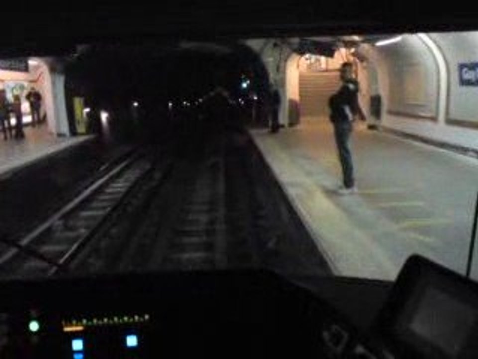 Métro entrée en quai - RATP