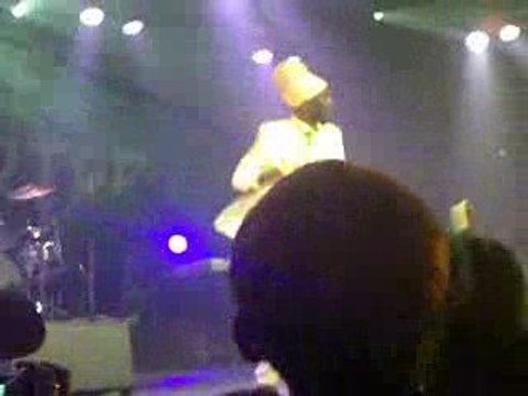 Concert live sizzla elysée montmartre Paris le 25/10/09