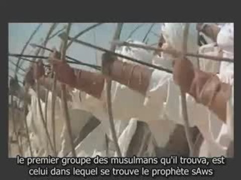 Sahabi Talha et les compagnons défendant le prophète