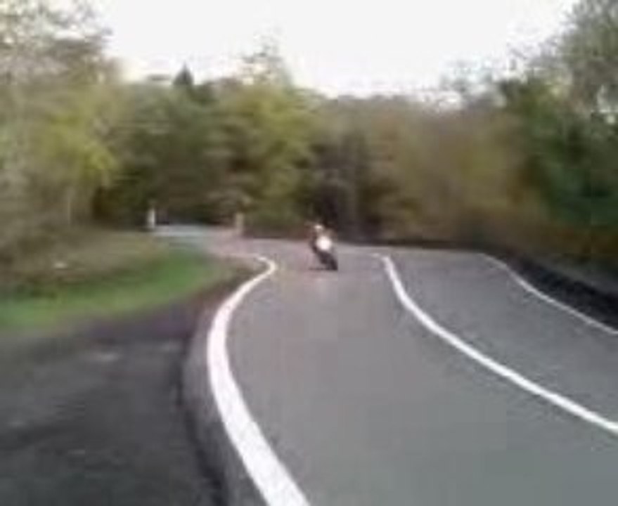 moto Suzuki Côte Houyet