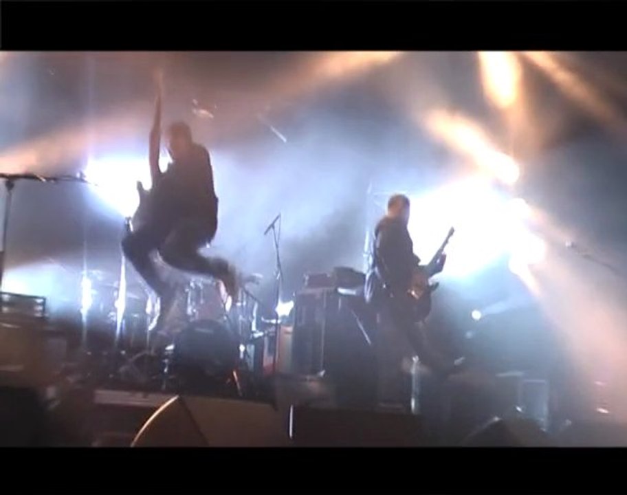 CLIP LES MOYENS DU BORD