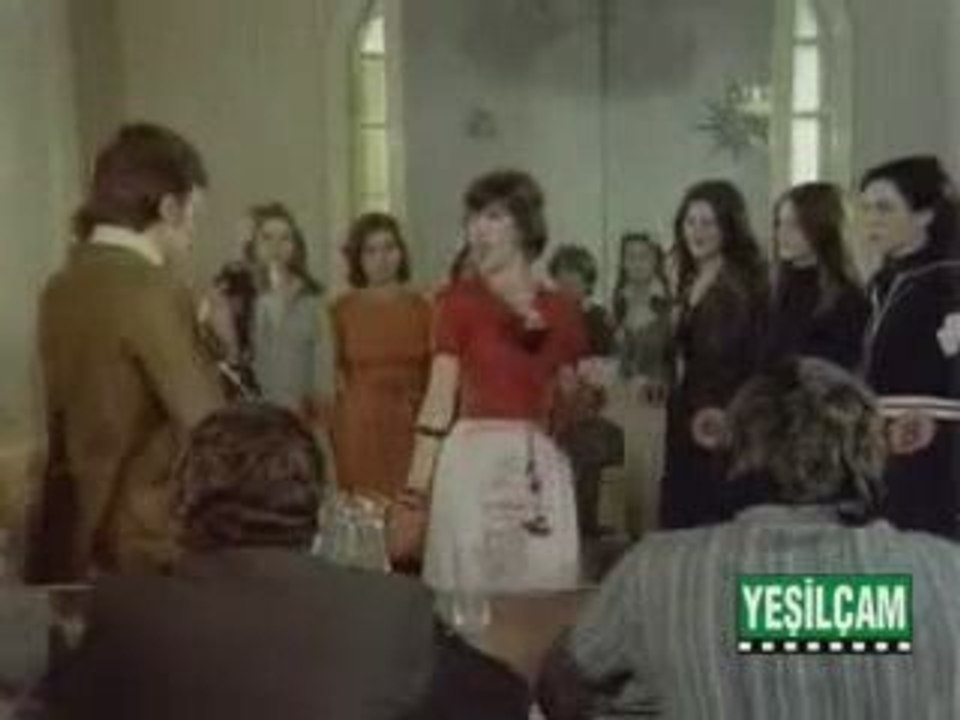 İdealim yok televizyonun taksidi bitince onuda alıcam