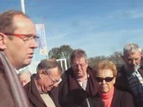 Michelin Blanzy : les élus aux côtés des salariés (27/10/09)