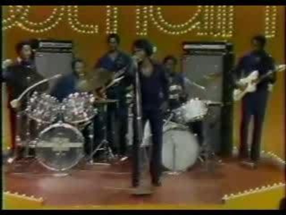 James Brown-MakeItFunky@Soul Train 1973