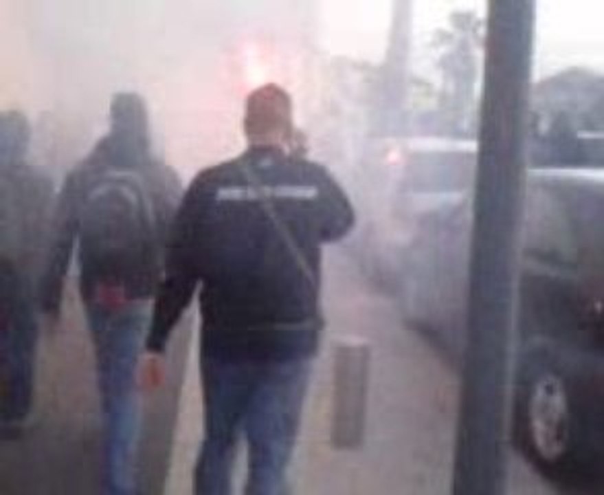 A la Gar avant les incidents