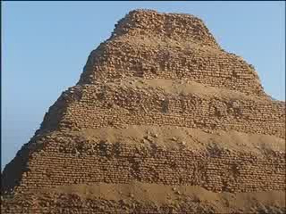 La Pyramide du roi Djoser à Saqqarah, Série "Architectures"