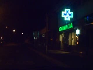 Farmacia notturna nei pressi di Via Baldovinetti