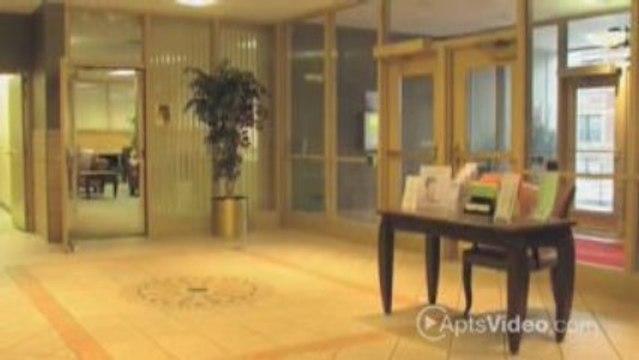 Oak Grove Towers Apartments in Minneapolis, MN