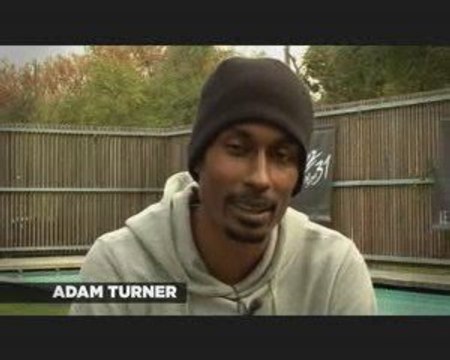 JAZZ SUR SON 31 24 OCT 2009 BEAT ASSAILANT le bikini