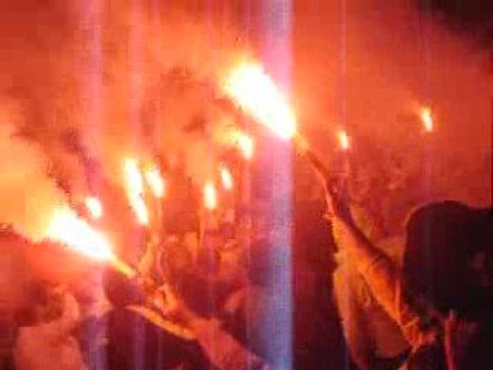 KFY : Bükreş Maçı | Meşale Şov