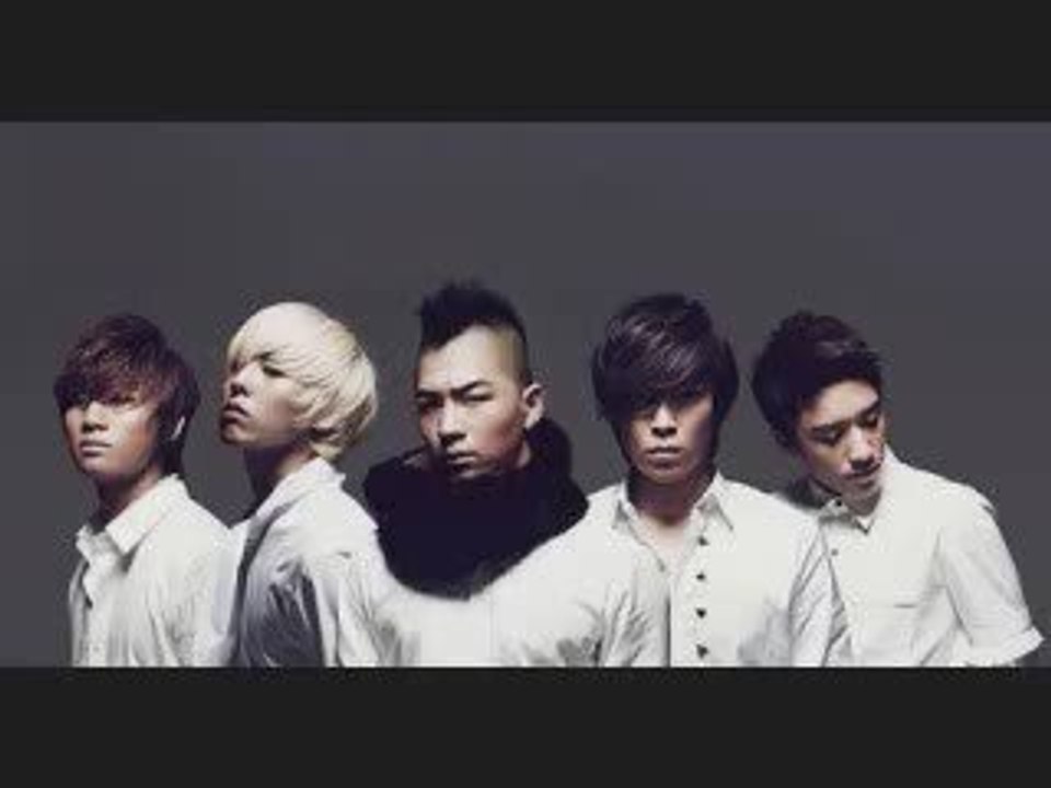 Big Bang-“Let Me Hear Your Voice”