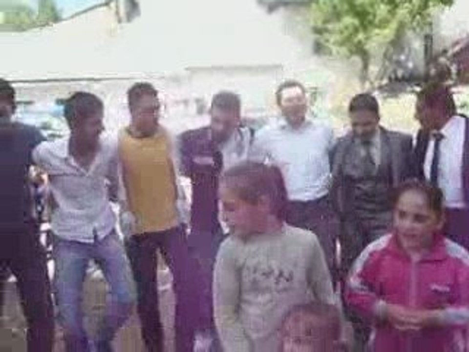 KÖY DÜĞÜNÜ