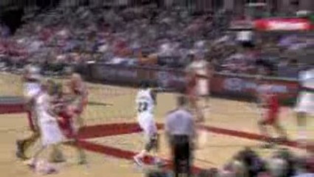 NBA Martell Webster posterizes Chuck Hayes beautiful dunk.