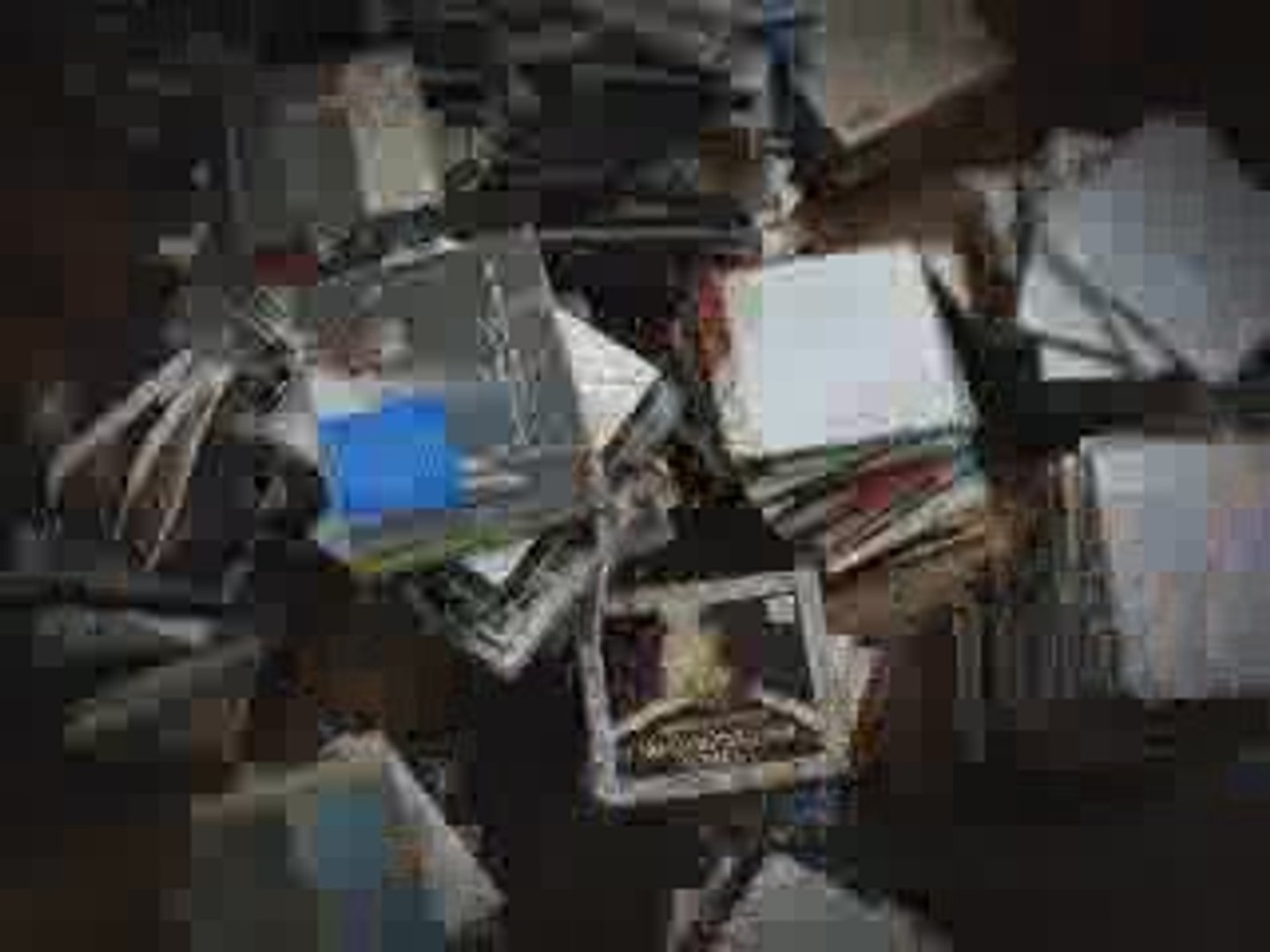 ⁣Discorder by Antoine Carlier