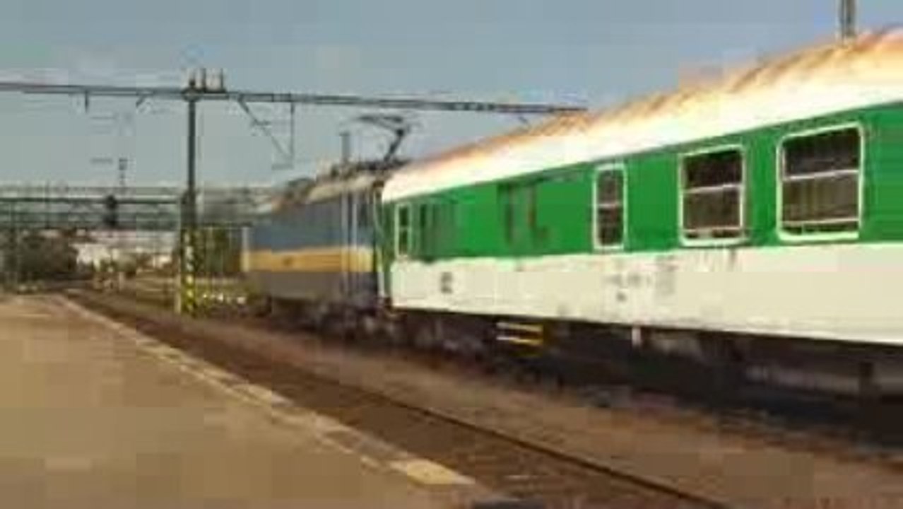 Concert de musique électronique à Praha-Smichov