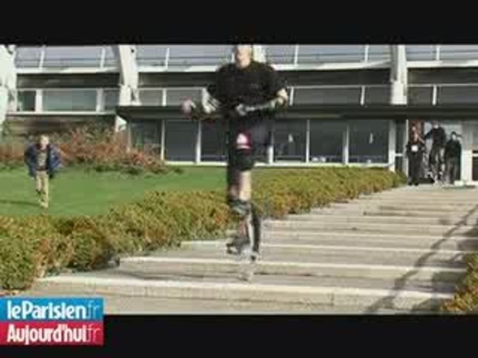 Le Parisien au Contest international d'échasses urbaines