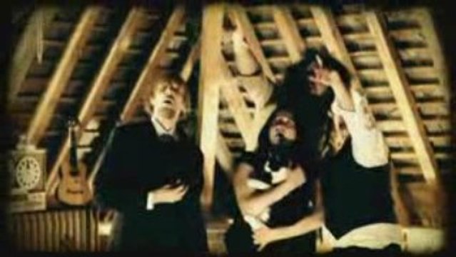 Famille Grendy - Chim chim cher-ee (Mary Poppins cover)