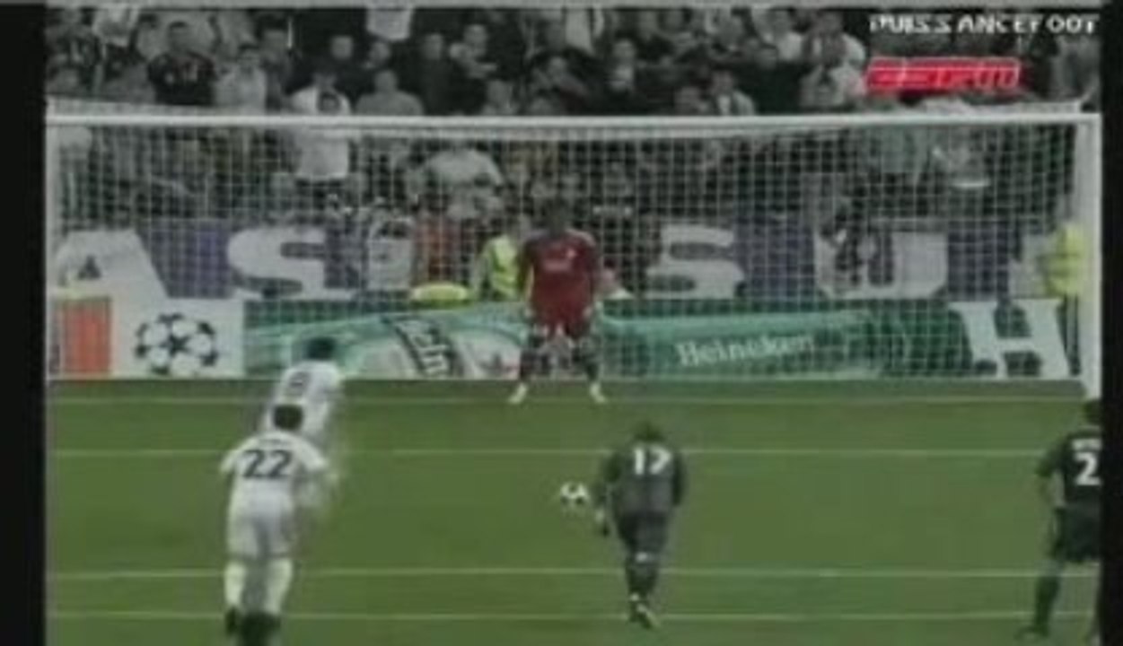 Real Madrid v Marseille - Highlights