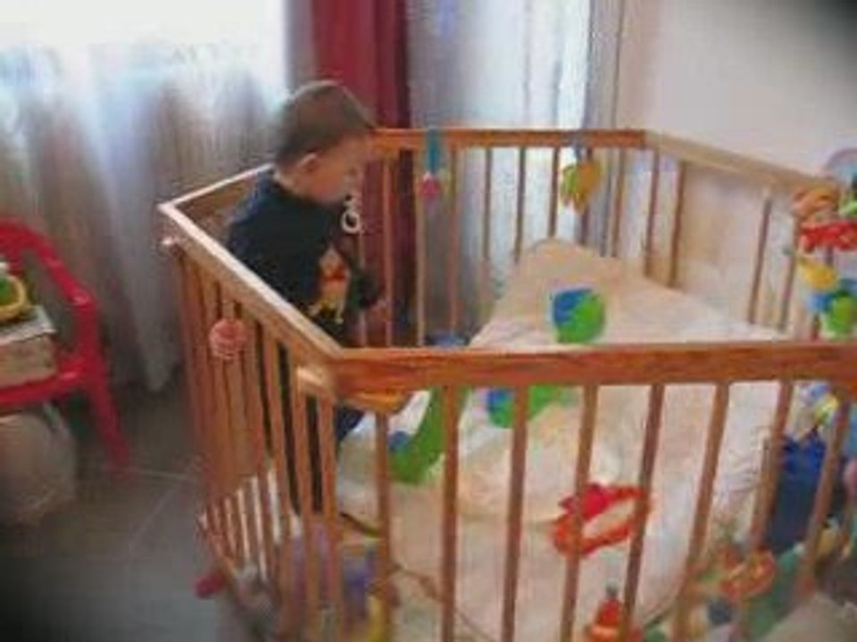 Les enfants jouent 1009