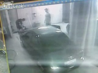 Come non entrare mai in un garage