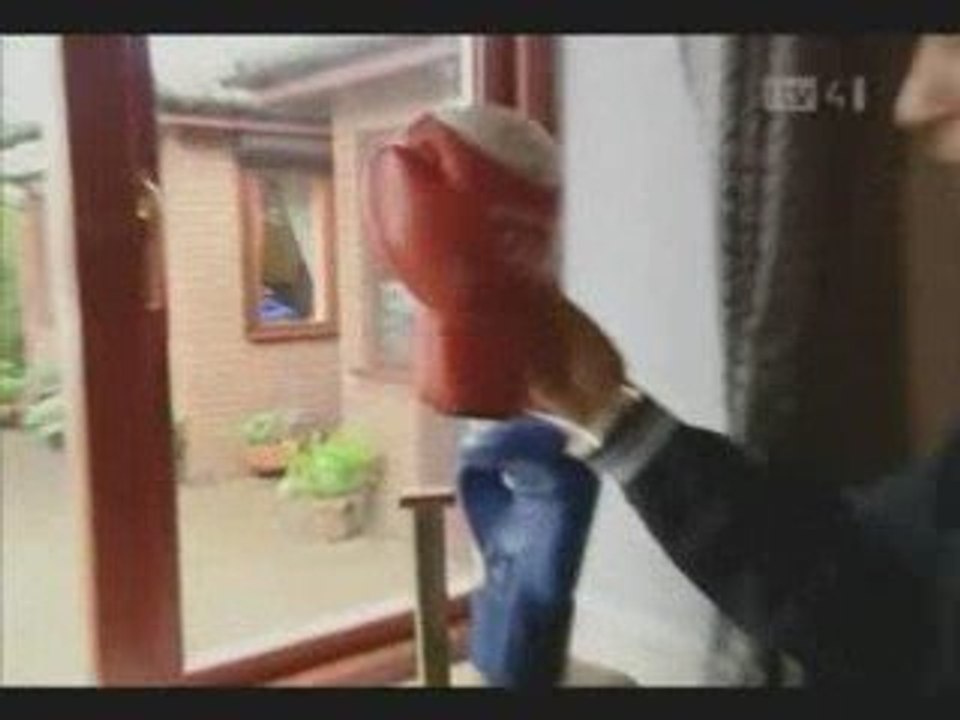 Amir Khan Cribs