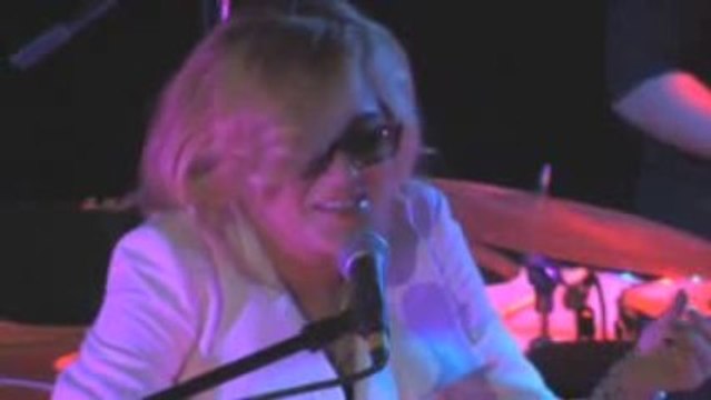 Melody Gardot :: Who Will Comfort Me (live)