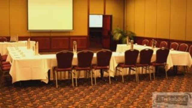 Royal On the Park Hotel, Accommodation in Brisbane