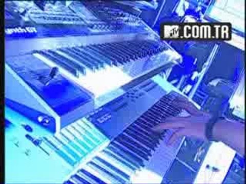 Bedük - MTV TR 2009 EMA Partisi
