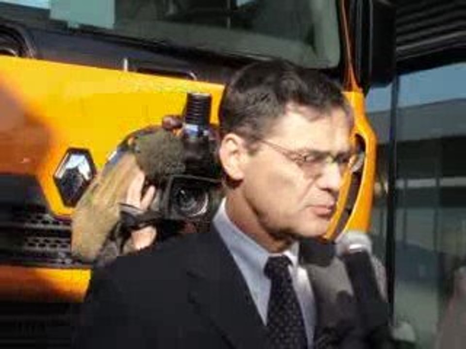 Patrick Devedjian chez Renault trucks et Storengy GDF SUEZ