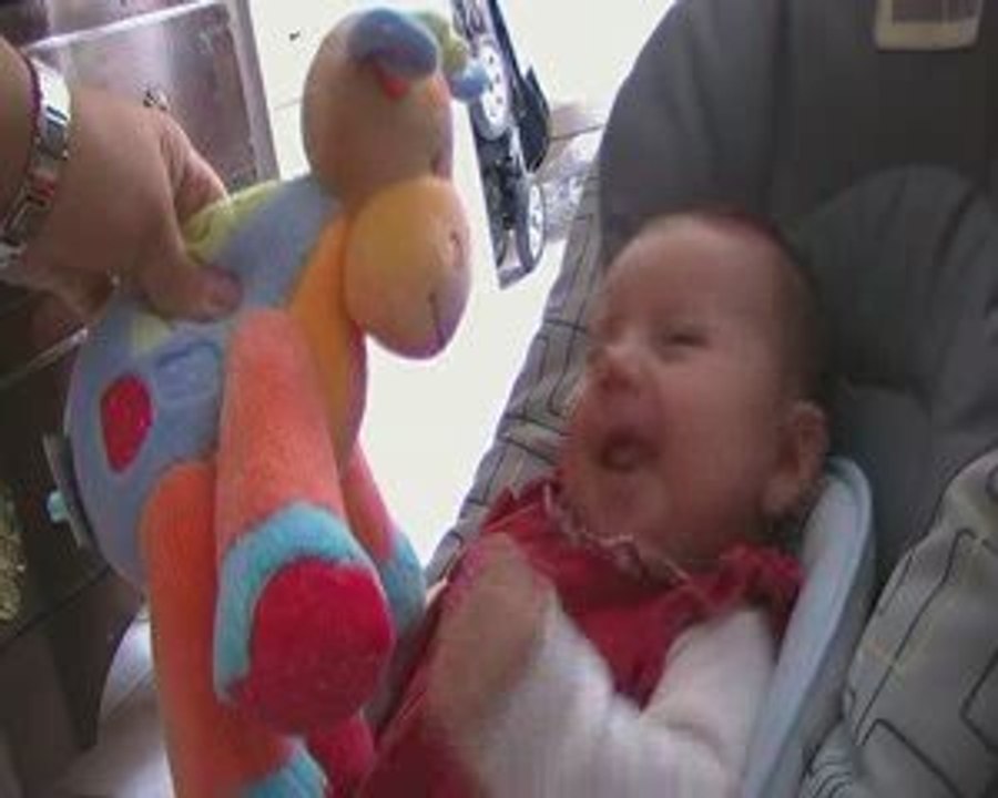 Blandine et son doudou vache