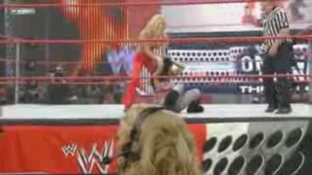 Monday Night Raw 26/05/08 - Jillian Hall vs Melina