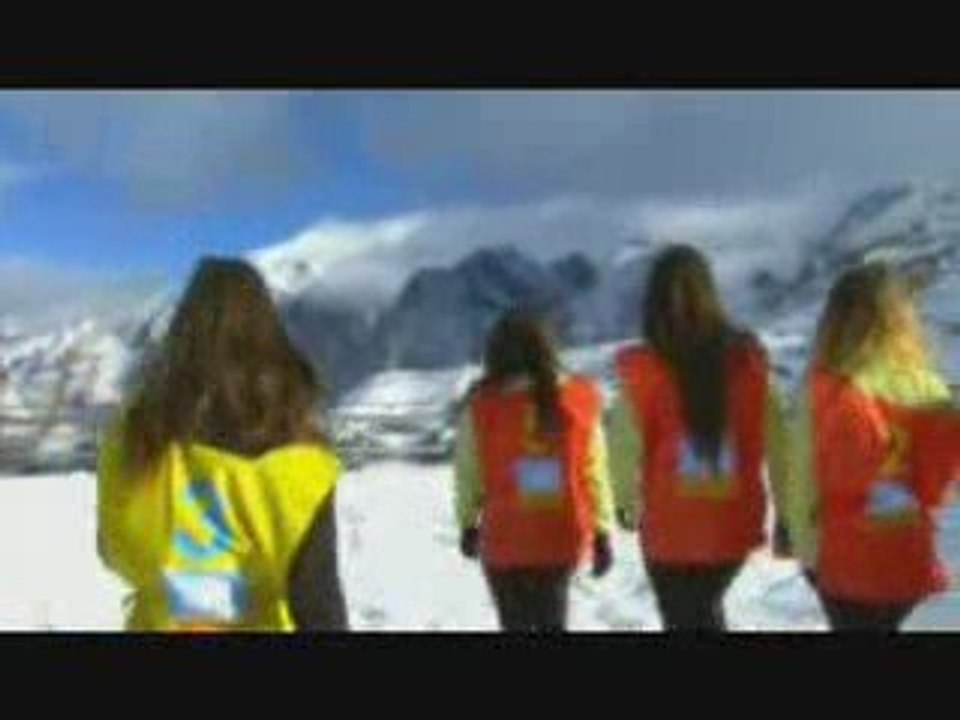 Models kicken in 3200m Höhe!