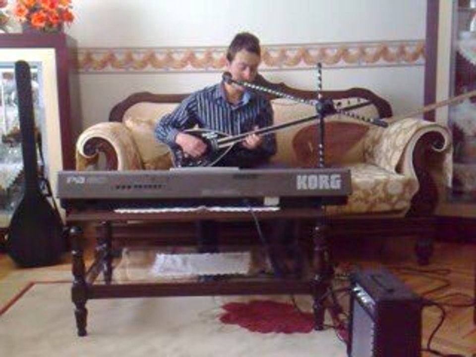 Başkentli Memoli & Geliver Yanıma Güldür Yüzümü