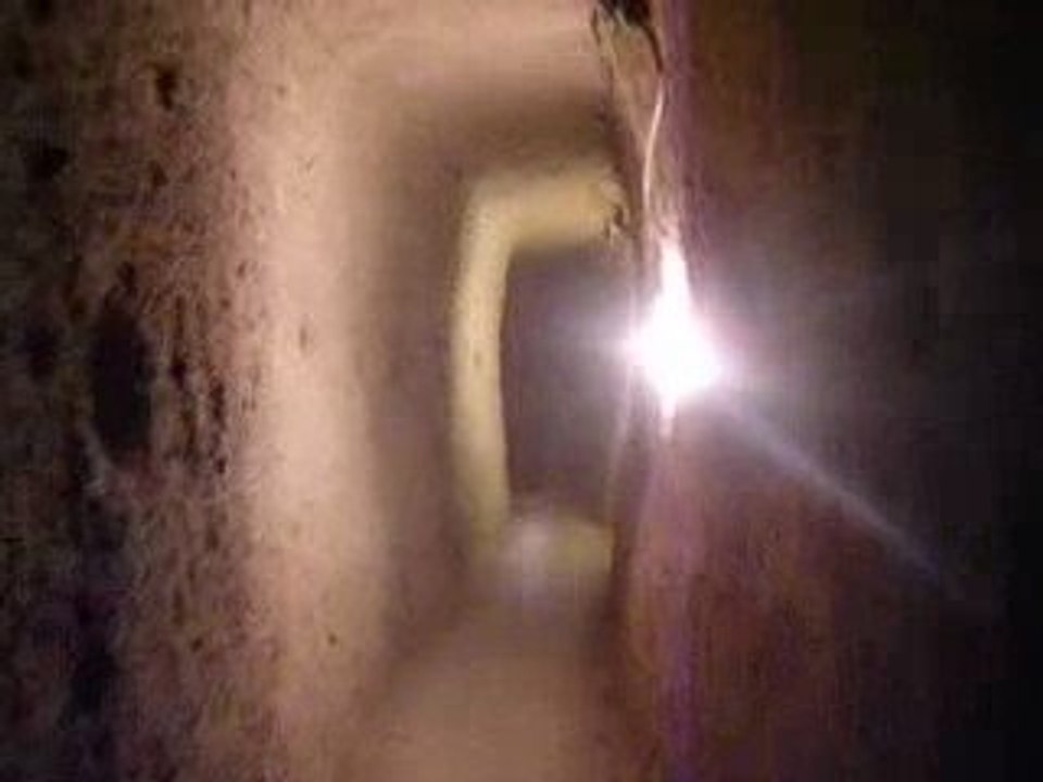 DERİNKUYU YERALTI ŞEHRİ ( DERİNKUYU UNDERGRROUND CİTY )