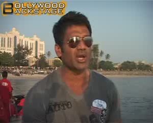 Sunil Shetty at Formula one jet Ski race