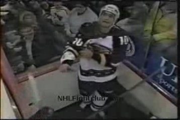 Darcy Hordichuk vs Matthew Barnaby ROUND1