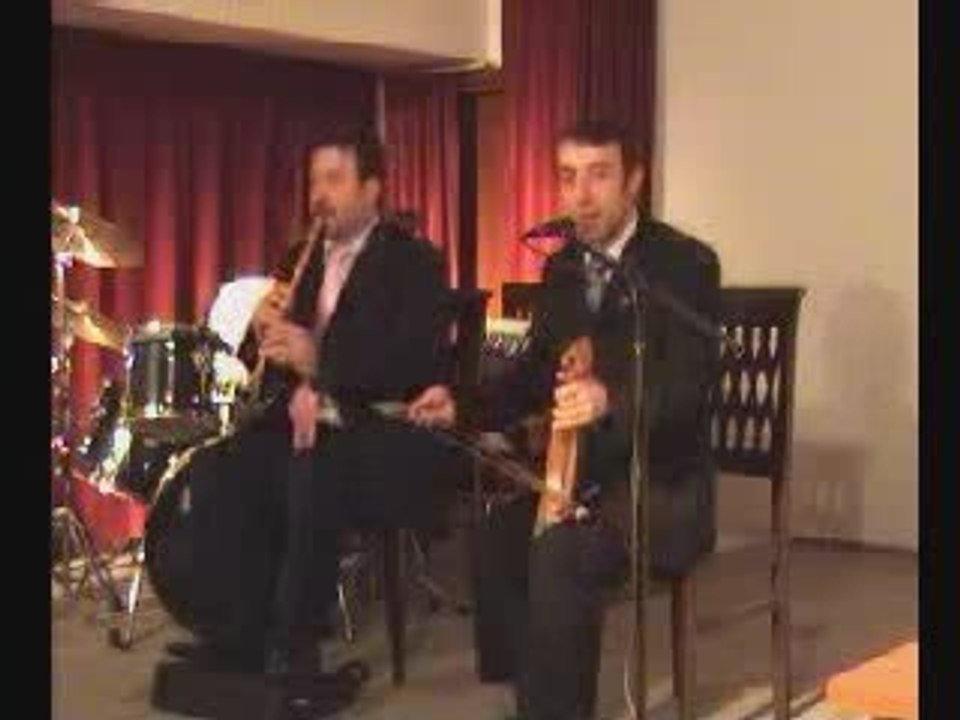 avuçlarından içtim suyunu kana kana