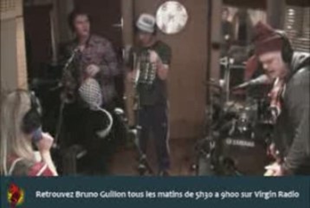 The Asteroids Galaxy Tour - Around the bend en live Virgin