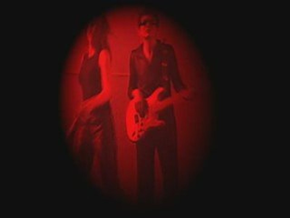 ELLE DANSE - MICK MACCOTTA