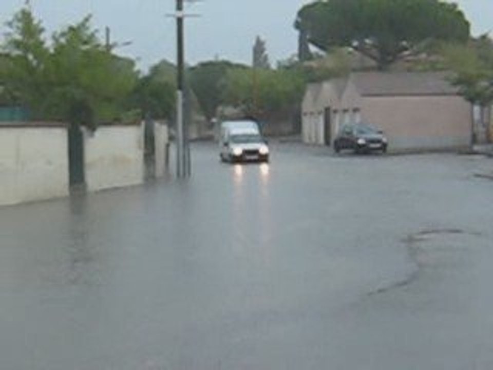 inondation des meau des lanes lunel 34400 le 21 octobre 2009