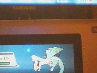 Rencontre de Lugia shiny.